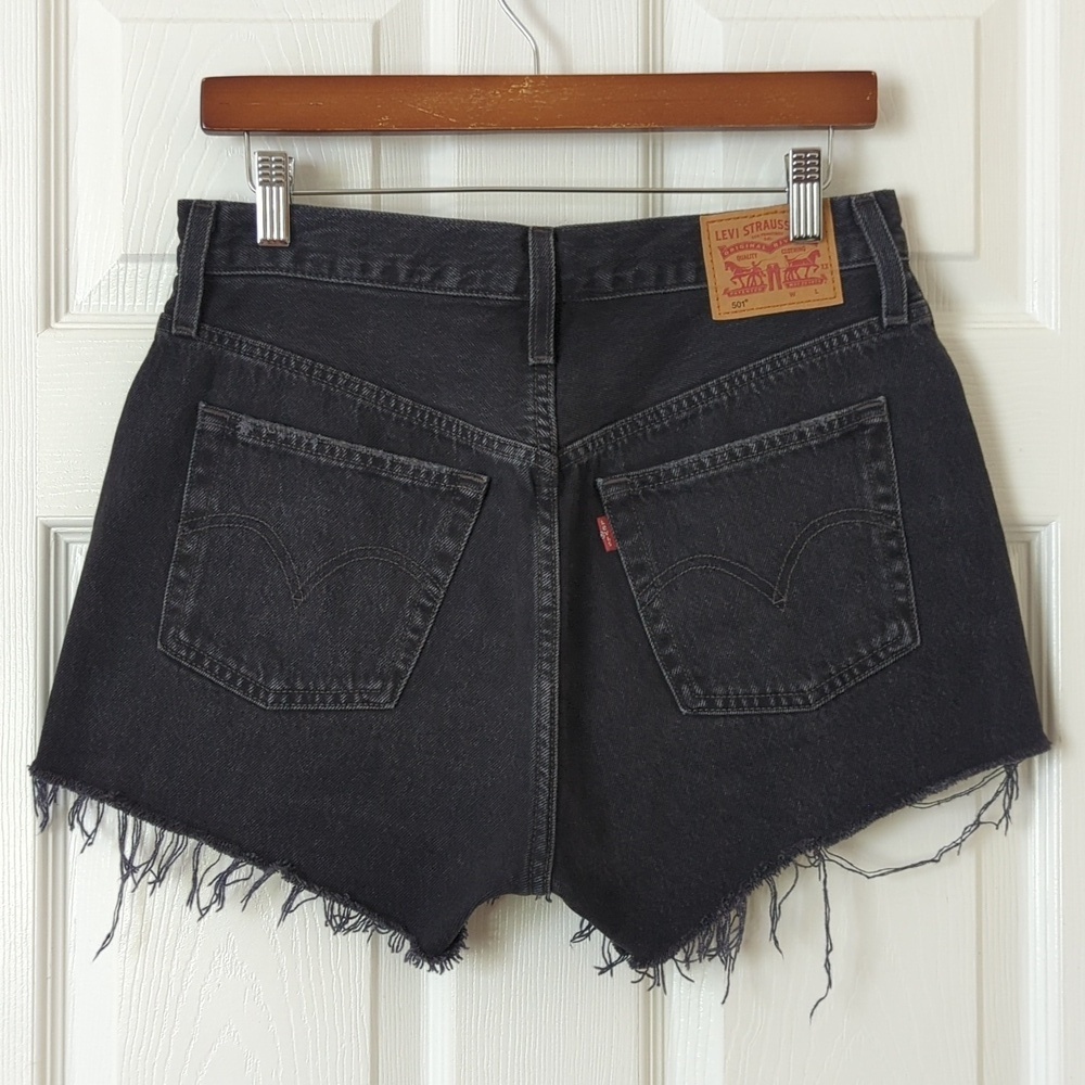 Levi's 501 Classic Distressed High Rise Cut Off Button Fly Jean Shorts Black 29 - Picture 11 of 13